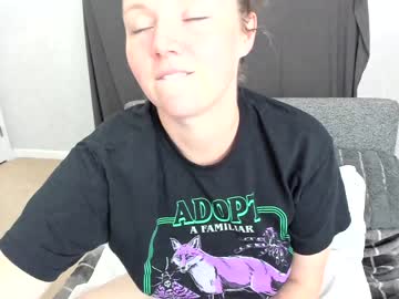 girl cam all day haylee_love image #2624645