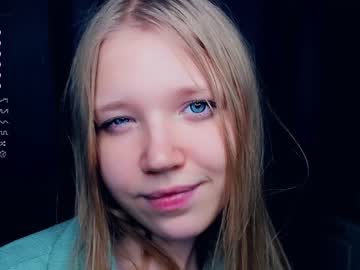 girl cam all day hug_honestly image #5824668