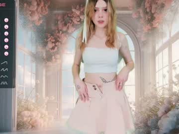 girl cam all day little_anitta image #6136630