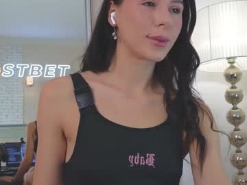 girl cam all day yononeey image #7822355