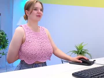 girl cam all day lovlybambi image #7371503
