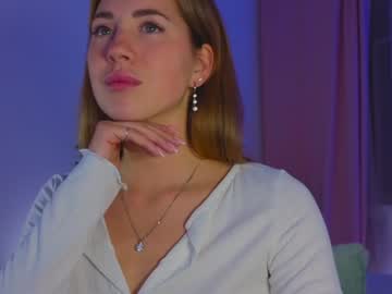 girl cam all day emmi_rosee image #8635187