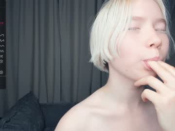 girl cam all day silvergloss image #5407344