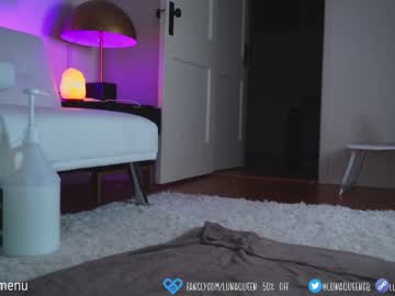 girl cam all day lunaqueeeen image #5331789