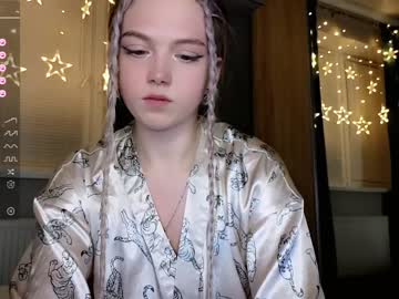 girl cam all day small_blondee image #5898806