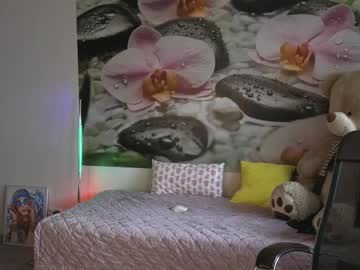 girl cam all day jennycutey image #8817674