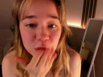 girl cam all day kristycoy image #4285761
