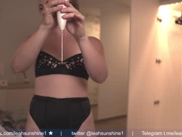 girl cam all day leahsunshine image #4722785