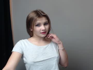girl cam all day relax_nina image #495565
