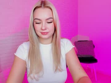 girl cam all day 8a8y_nura image #918147