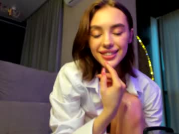 girl cam all day angella_kleee image #2556801