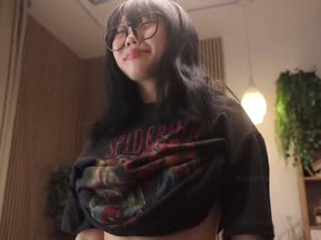 girl cam all day hinatabroks image #7185176