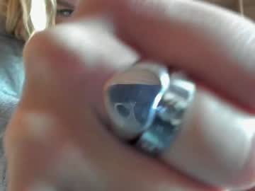 girl cam all day _mari_ image #5549003