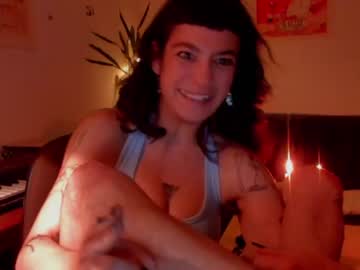 girl cam all day stoned_island image #2164303