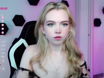 girl cam all day small_blondee image #4251343