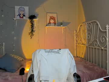 girl cam all day linellali image #2504859
