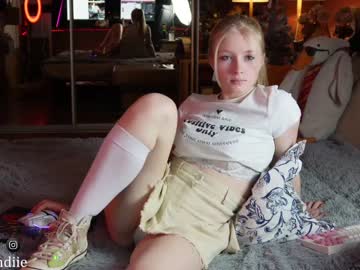 girl cam all day bestblondiiecb image #5897563