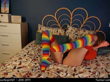 girl cam all day surfergirl121 image #3569319