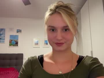 girl cam all day sarahsapling image #5465749