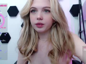 girl cam all day small_blondee image #4309087