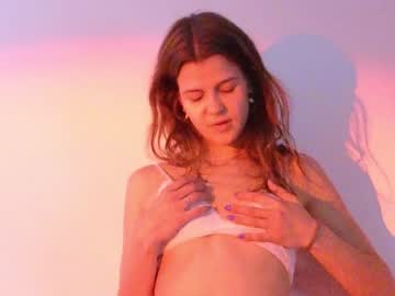 girl cam all day eli_sun image #4704388