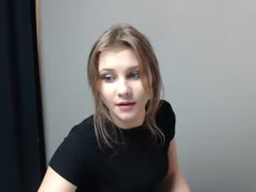 girl cam all day relax_nina image #258263