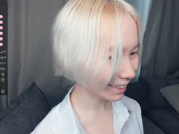 girl cam all day silvergloss image #5369125