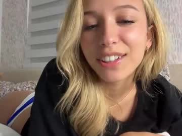 girl cam all day paigesylviaa image #8759847