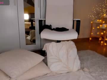 girl cam all day roxy_blue_eyed_ image #6595431