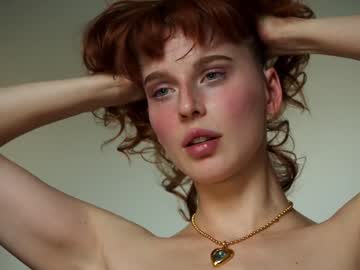 girl cam all day ellaa91 image #8279197