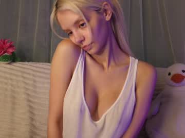 girl cam all day lesi_moonie image #9159815