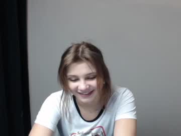 girl cam all day relax_nina image #552812