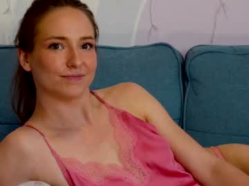 girl cam all day innocentprovenguilty image #9430113
