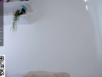 girl cam all day peek_in_my_window image #6145273