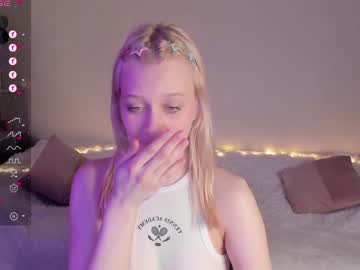 girl cam all day molly_blooom image #6616411