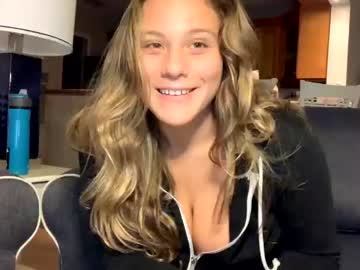 girl cam all day sunshinemae55 image #50864