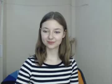 girl cam all day vivien_leight image #3878931