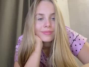 girl cam all day gosssip image #3383817