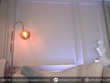 girl cam all day mariannacruzz image #4900717