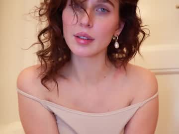 girl cam all day ellaa91 image #8613754