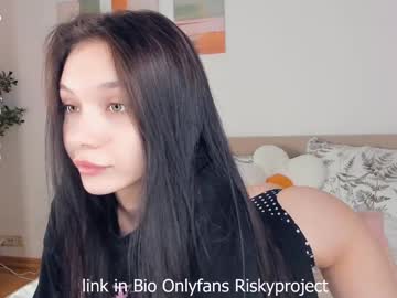 girl cam all day riskyproject image #9676613
