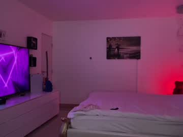 girl cam all day kiradivine image #1502775