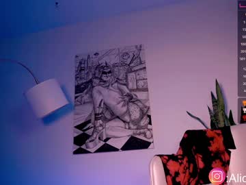 girl cam all day alicia_uwu image #2961894