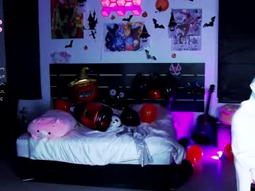 girl cam all day madnessalise image #5559356