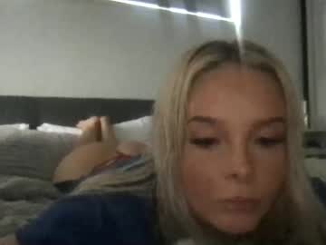 girl cam all day zoe_live image #7431440