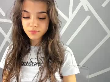 girl cam all day babyaylin image #8374376