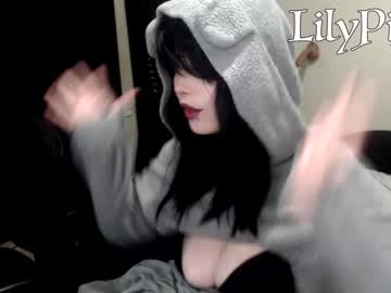 girl cam all day lilypixel image #1118003