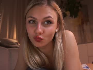 girl cam all day darlinechapel image #8372892