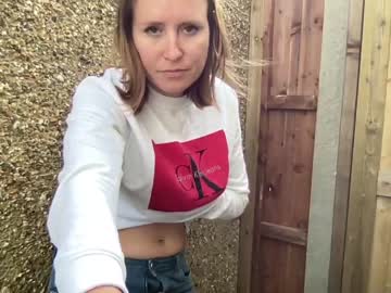 girl cam all day eatmypie69 image #5421375