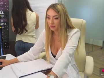 girl cam all day babesgowild image #7018481